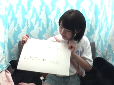 経験人数はたったの2人！ガード固めのロリ素人が押しに負けて赤面ハメ