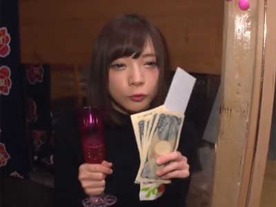 素人娘が賞金獲得のためにスケベ企画に参加→顔面大量ぶっかけされて陥落