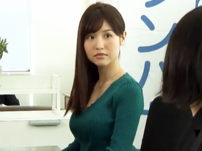 結婚してるのに元彼とのＳＥＸが忘れられず浮気しちゃう若妻